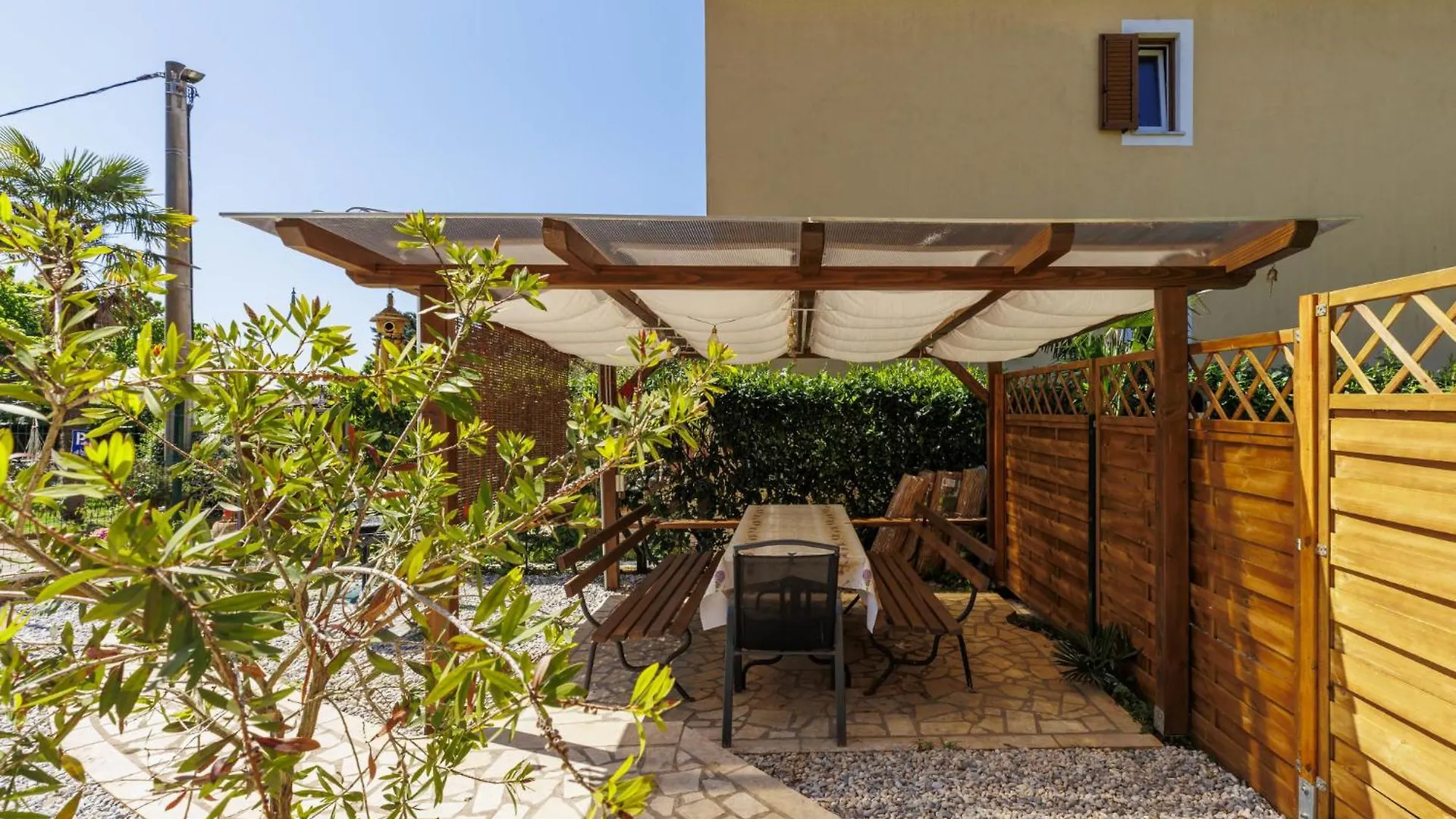 Apartment Apartmani Amaii-1 By Interhome Karigador Croazia